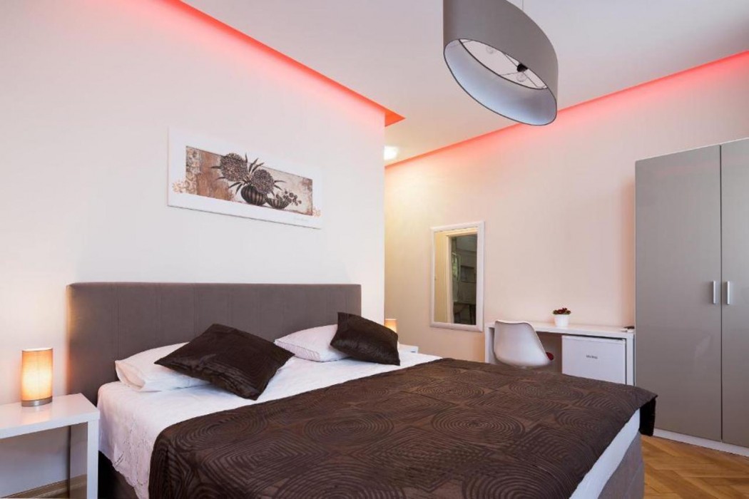 Riva Luxury Rooms 10/79