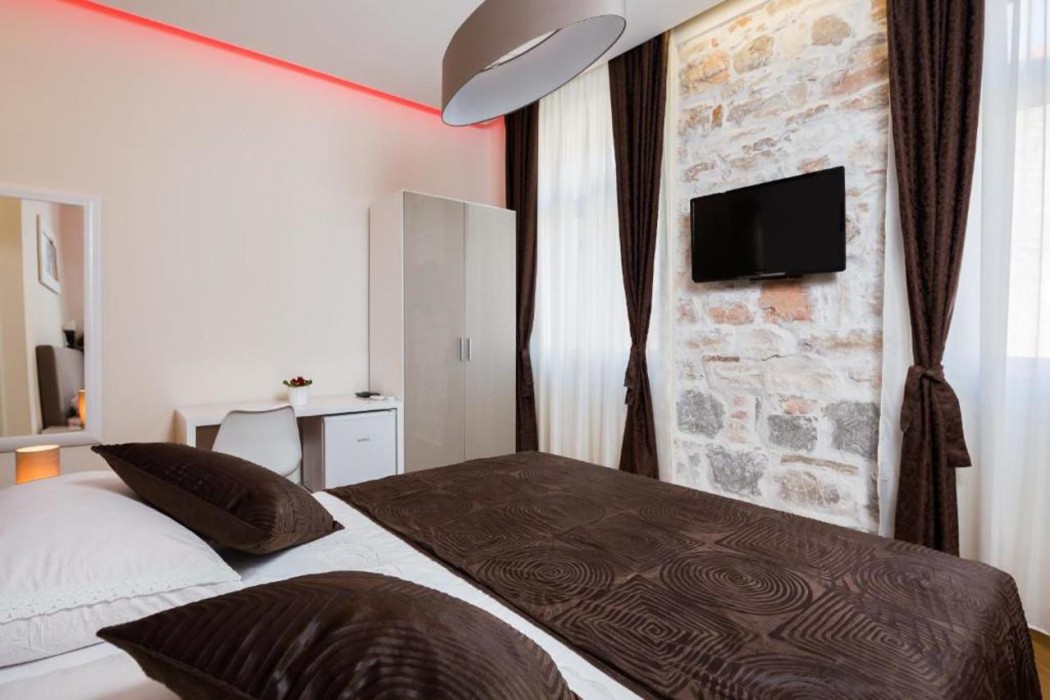 Riva Luxury Rooms 29/79