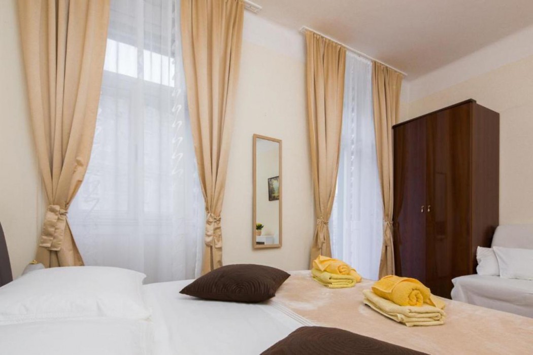 Riva Luxury Rooms 14/79