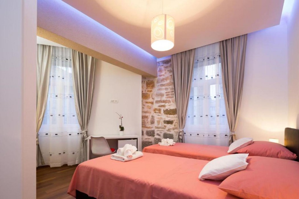 Riva Luxury Rooms 23/79