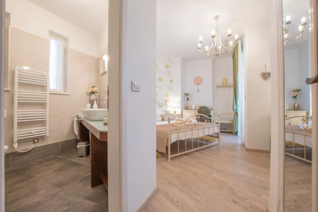 Unique Luxury Rooms 9/66