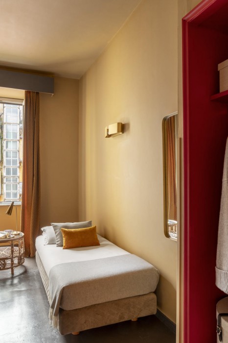 Milani Hotel 30/82