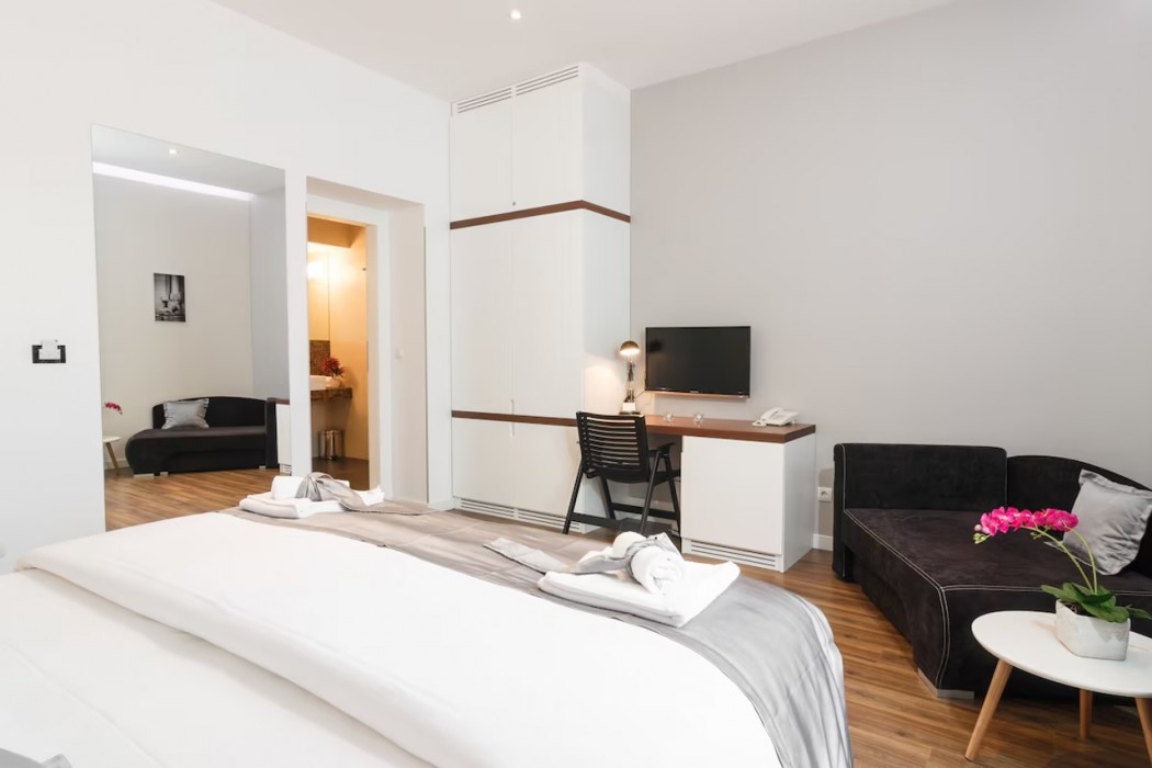 Prima Luxury Rooms 8/71