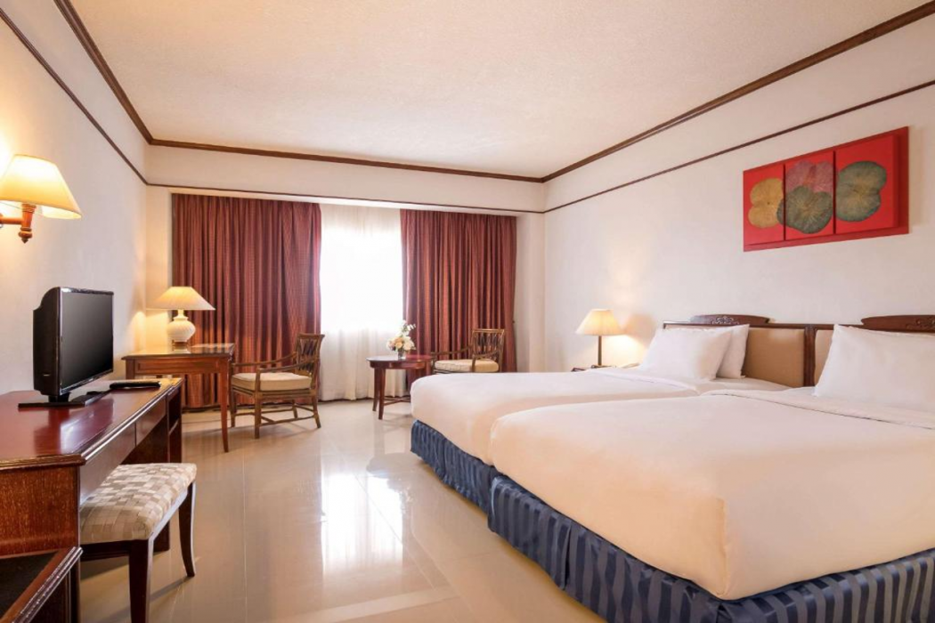 Mercure Chiang Mai Hotel 11/61