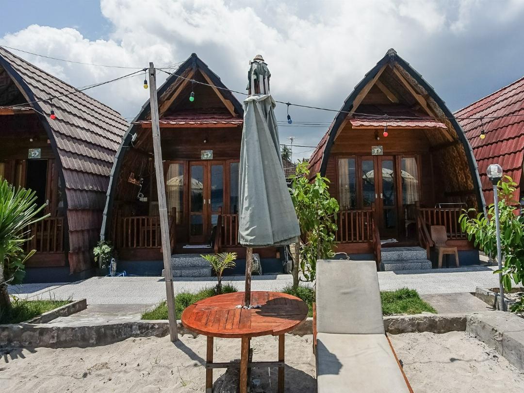 Road Beach Villa 6/53