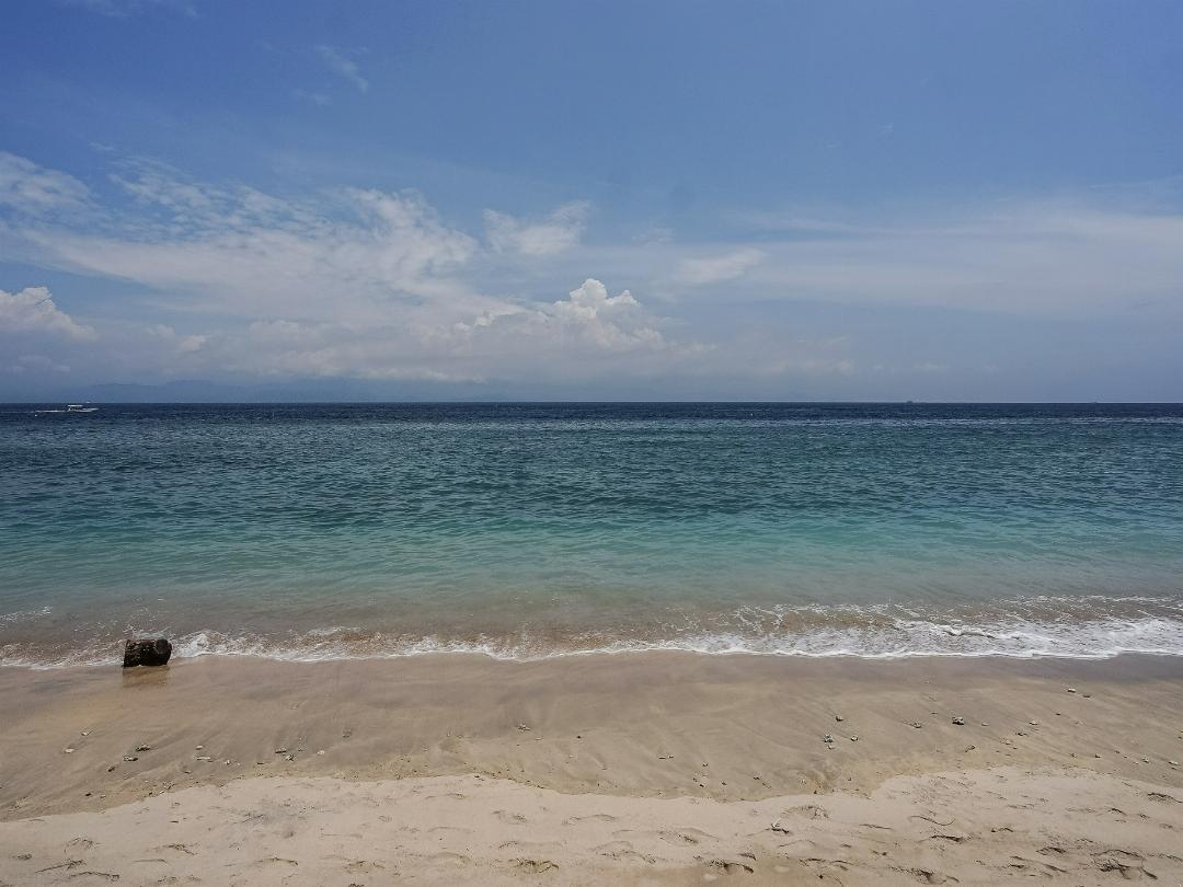 Road Beach Villa 8/53