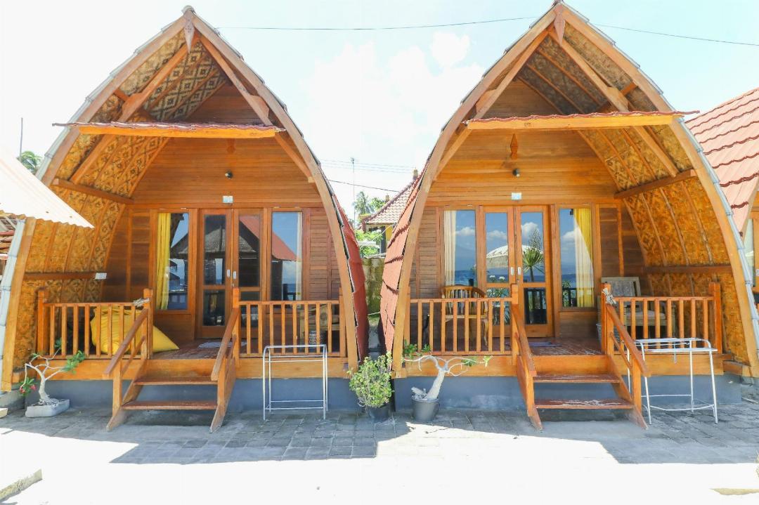 Road Beach Villa 13/53