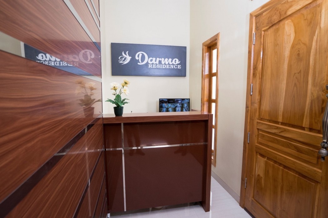 OYO 1308 Darmo Residence 21/27