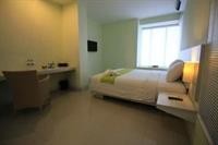 Sky Hotel Jogja 10/18
