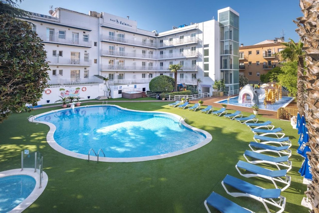 GHT Balmes Hotel, Aparthotel & Splash 4/78
