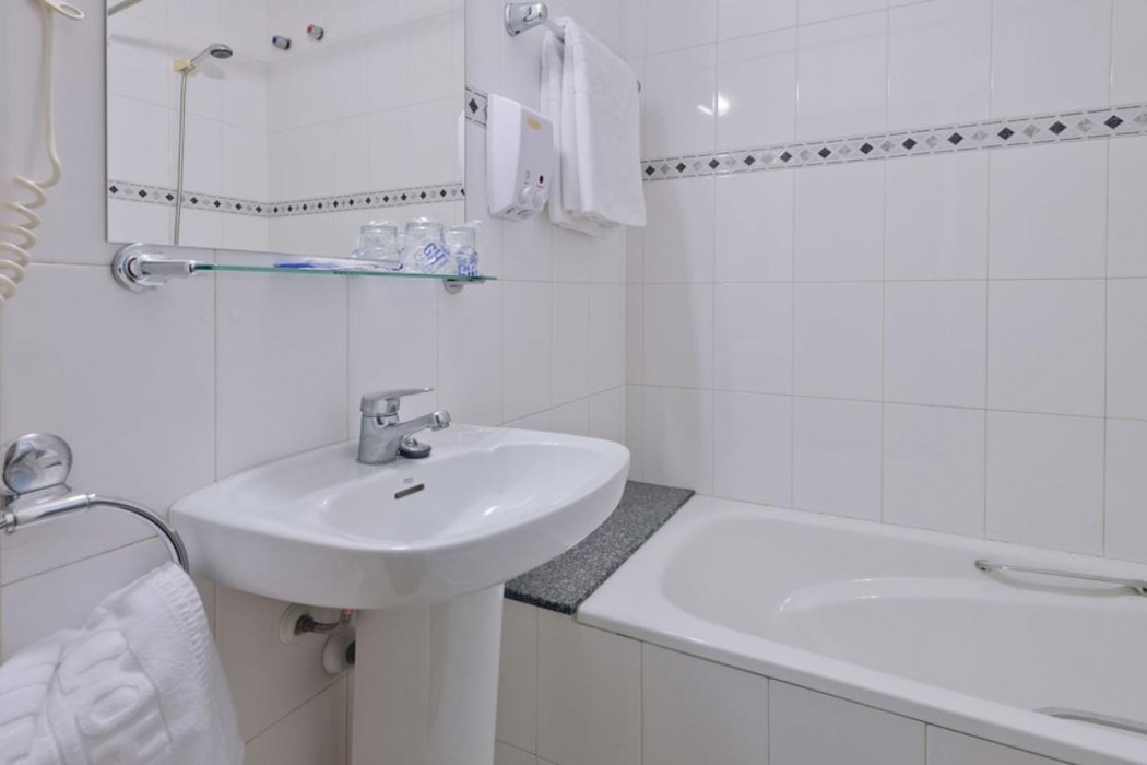 GHT Balmes Hotel, Aparthotel & Splash 30/78