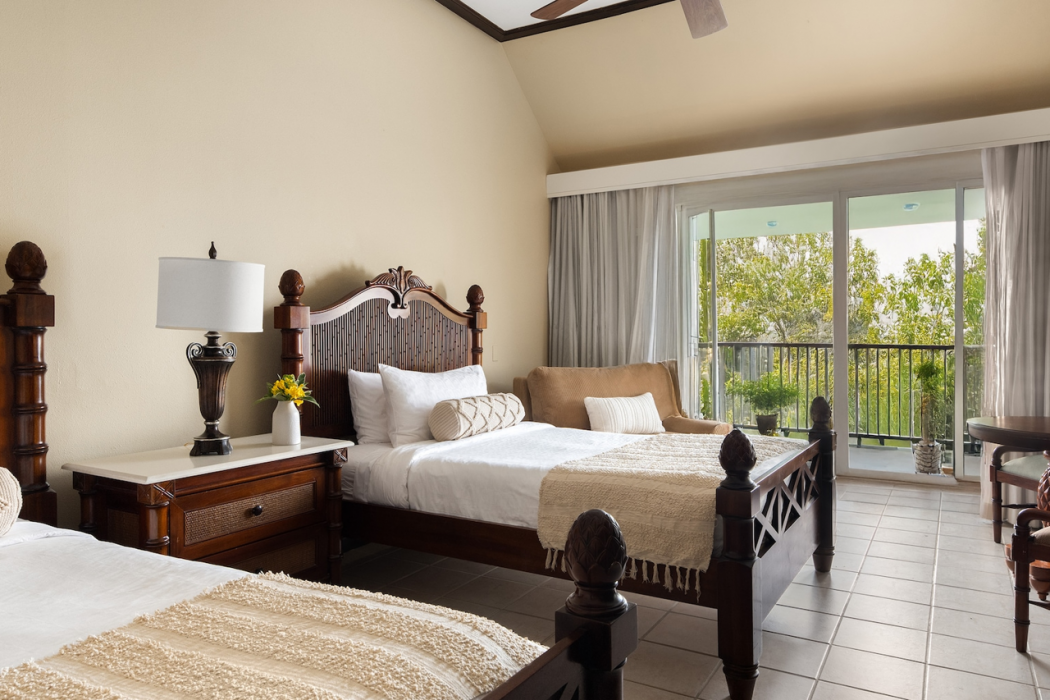 Beaches Turks & Caicos 25/80