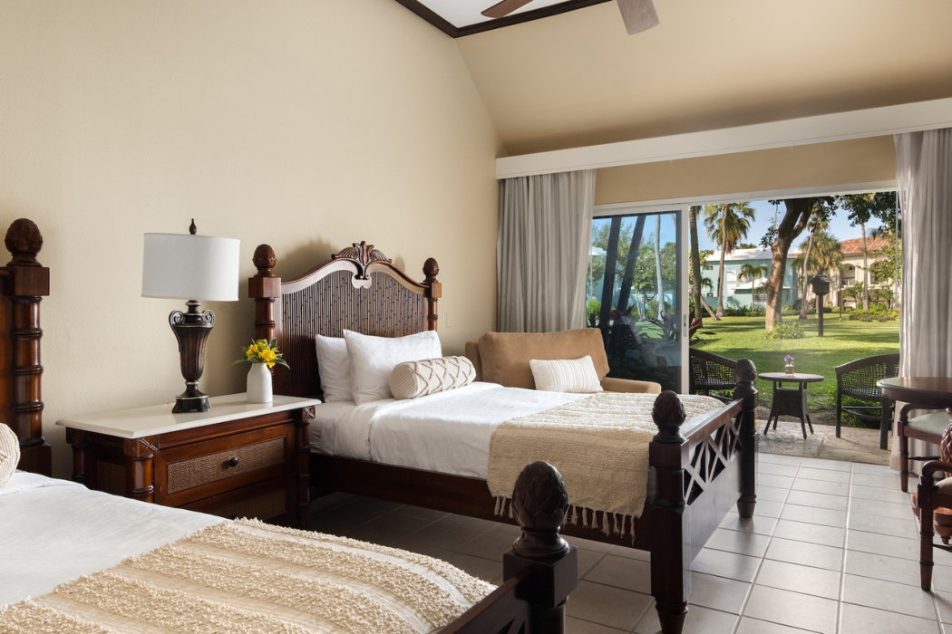 Beaches Turks & Caicos 17/80