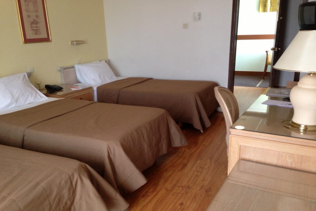 Candia Hotel 24/82