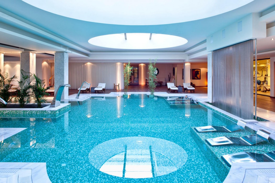 Avra Imperial Hotel 20/20