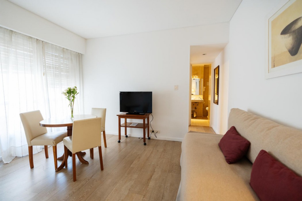 Loi Flats 25/55