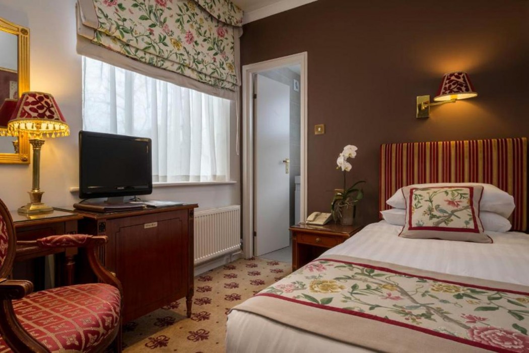 London Lodge Hotel 24/72
