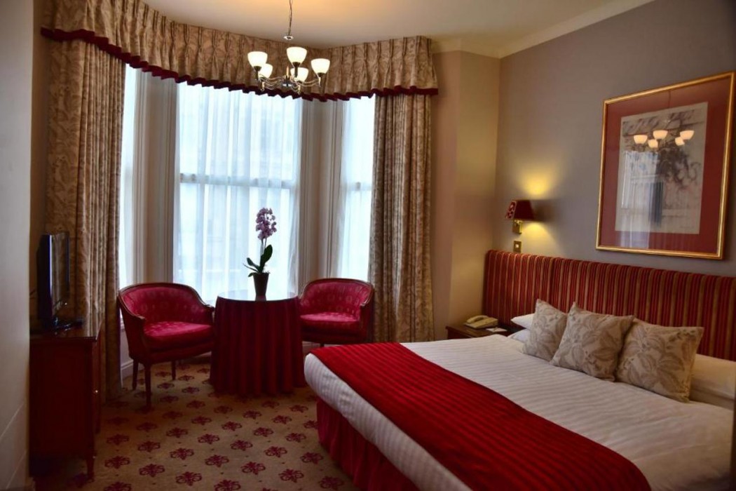 London Lodge Hotel 27/72