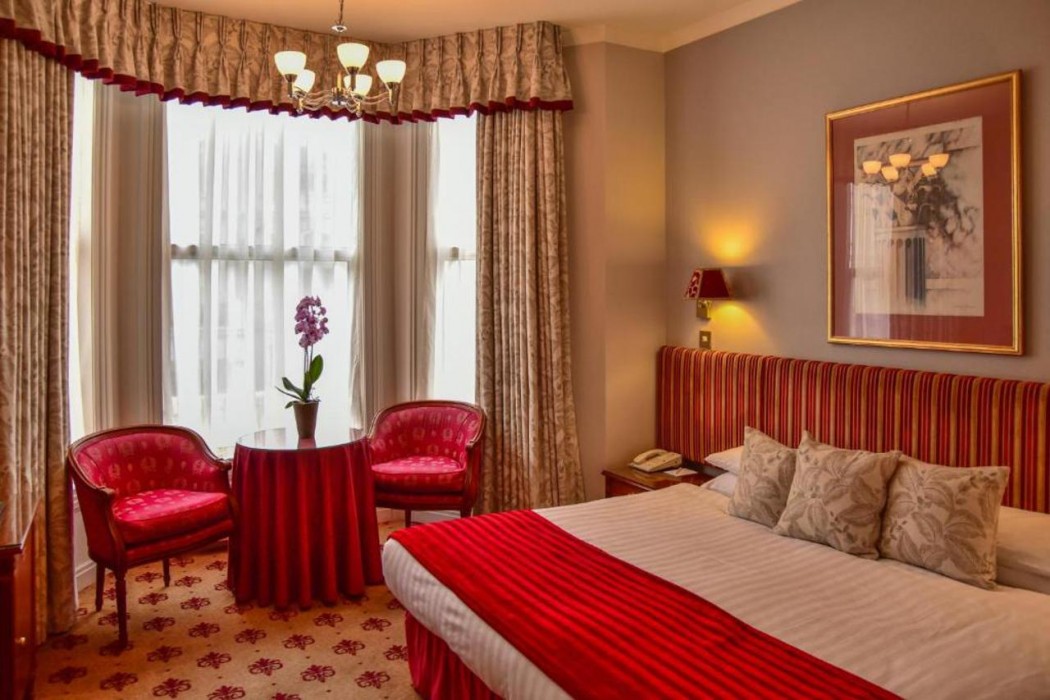London Lodge Hotel 29/72