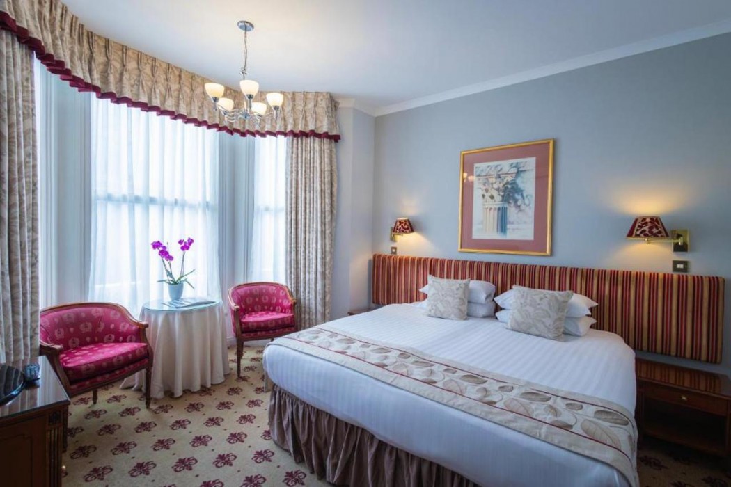 London Lodge Hotel 14/72