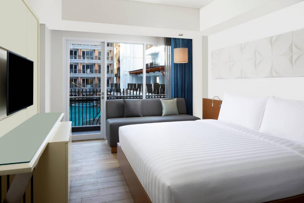 Fairfield by Marriott Bali Kuta Sunset Road 16/35