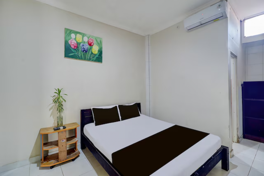 Hotel O Bali near Beachwalk Shopping Center formerly Budget Door Legian Inn 21/63