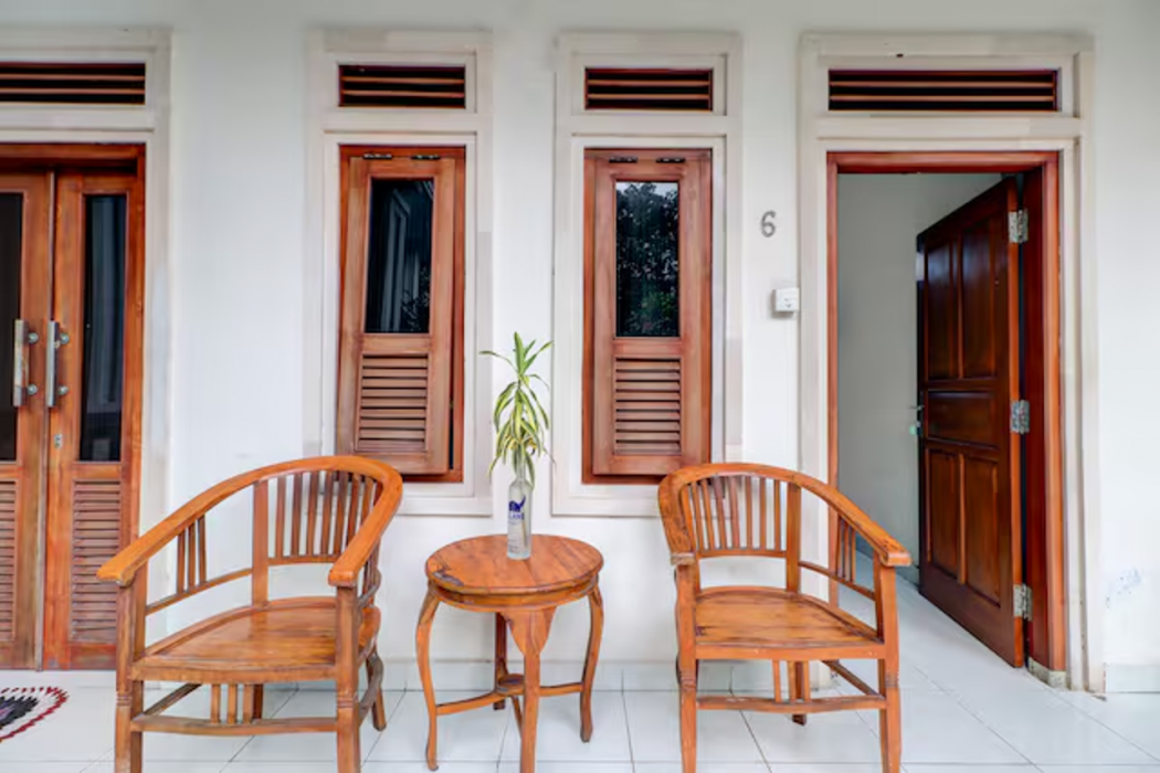 Hotel O Bali near Beachwalk Shopping Center formerly Budget Door Legian Inn 47/63