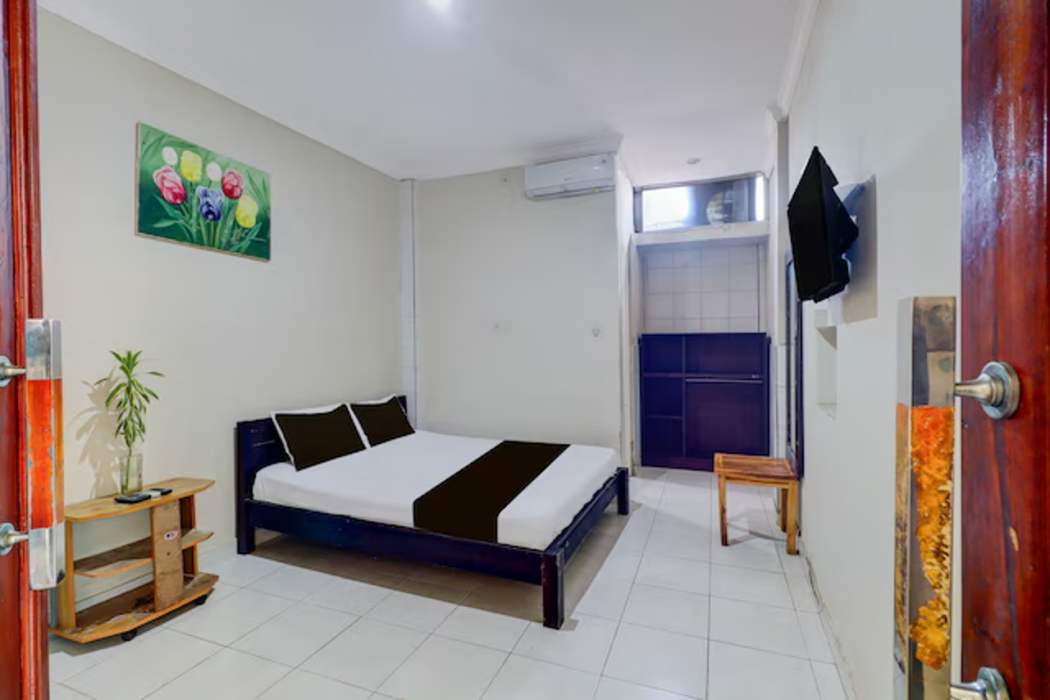 Hotel O Bali near Beachwalk Shopping Center formerly Budget Door Legian Inn 27/63