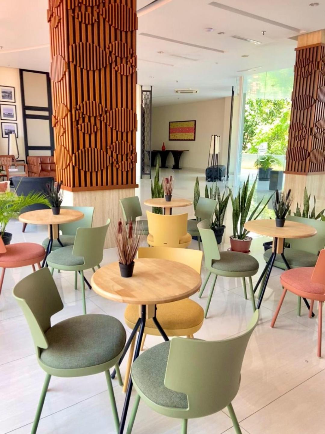 Hotel Primebiz Tegal 6/60
