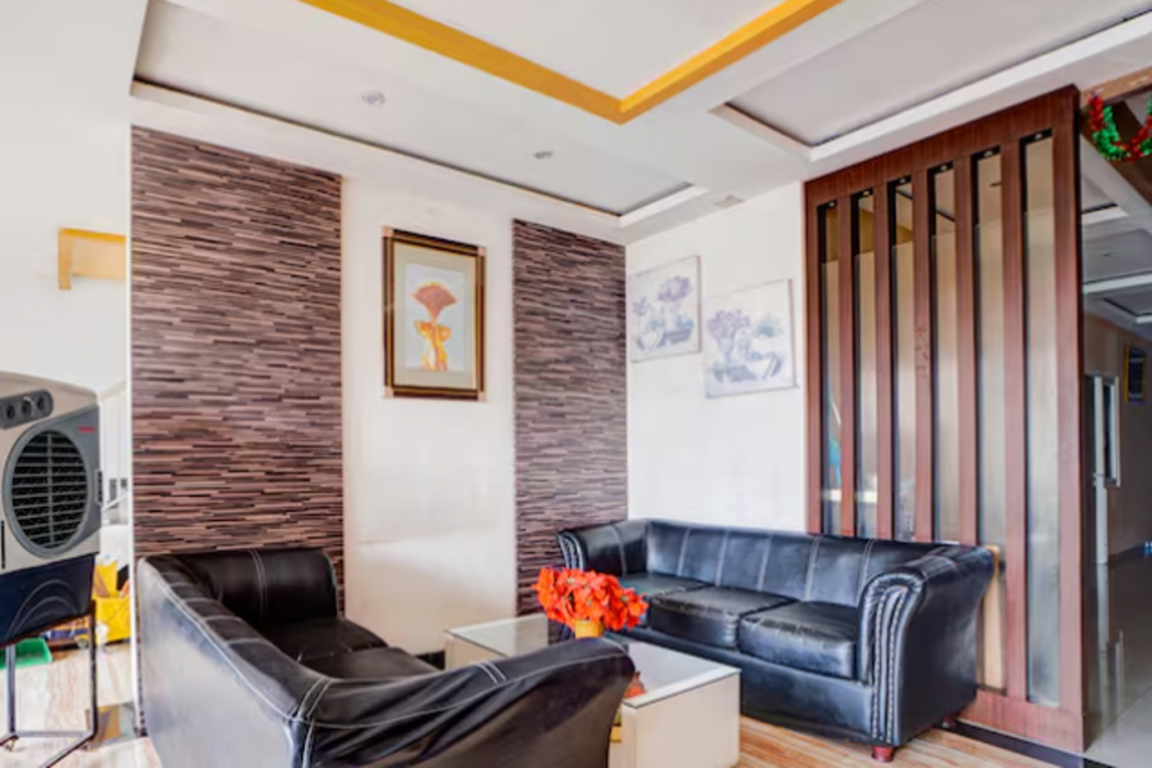 Hotel O Siwalankerto Near Surabaya Carnival 9/47