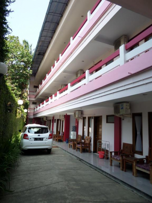 Rose Inn 1/51
