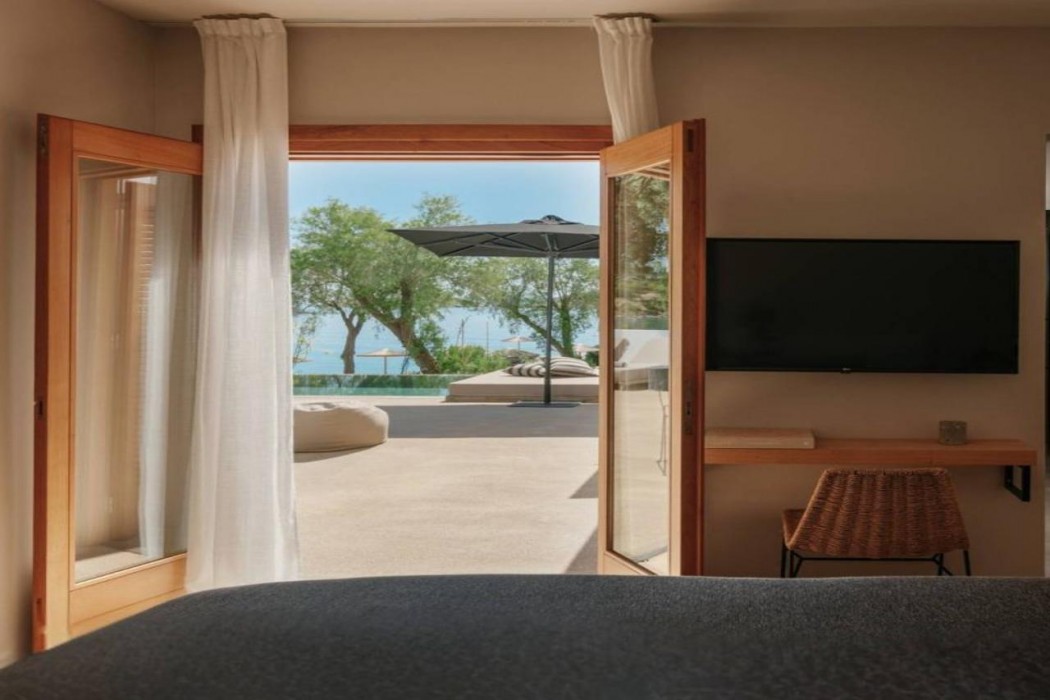 Minos Beach Art Hotel 11/63