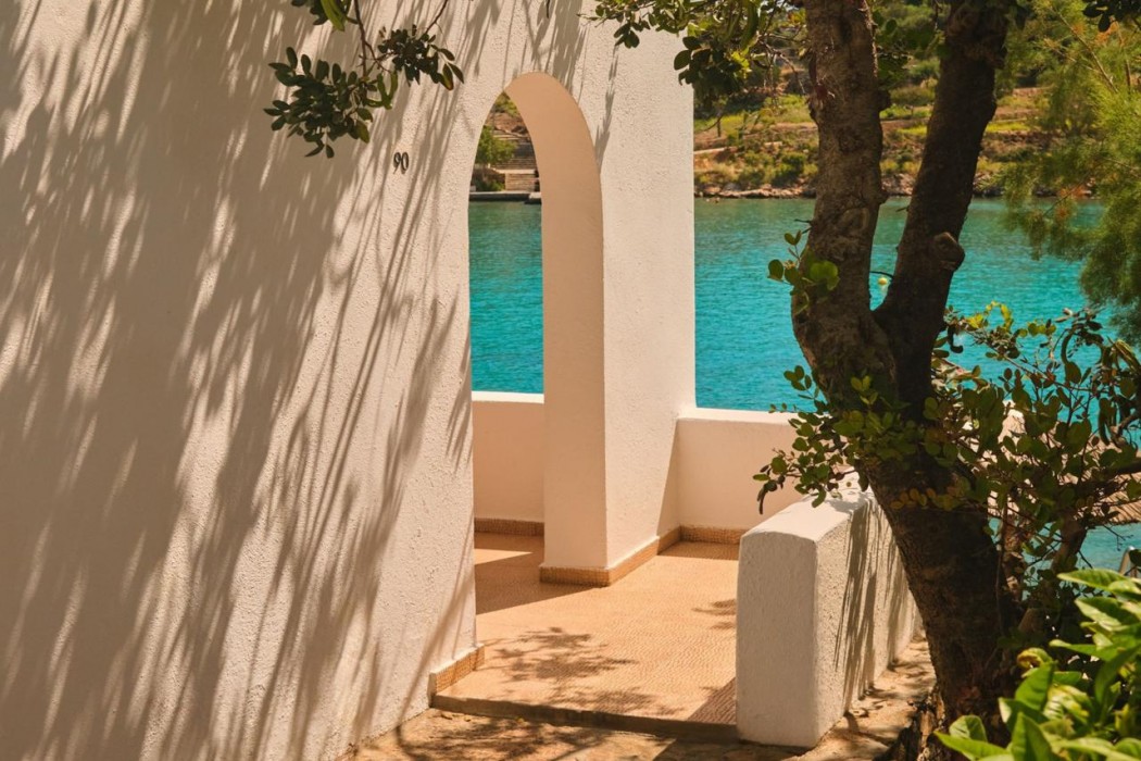 Minos Beach Art Hotel 46/63