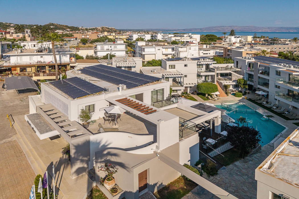 Minos Village 10/81