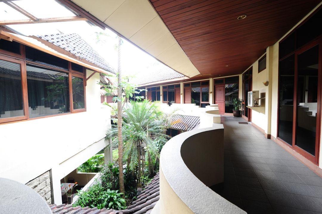 DeQur Hotel Bandung in BANDUNG