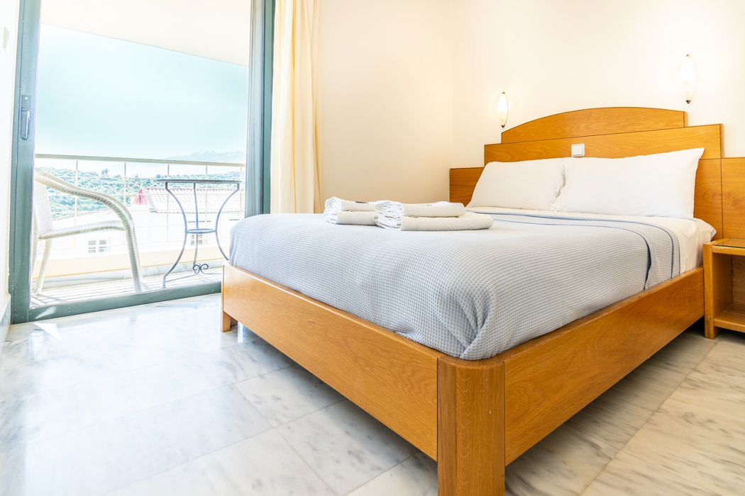 Orestis Hotel 12/56