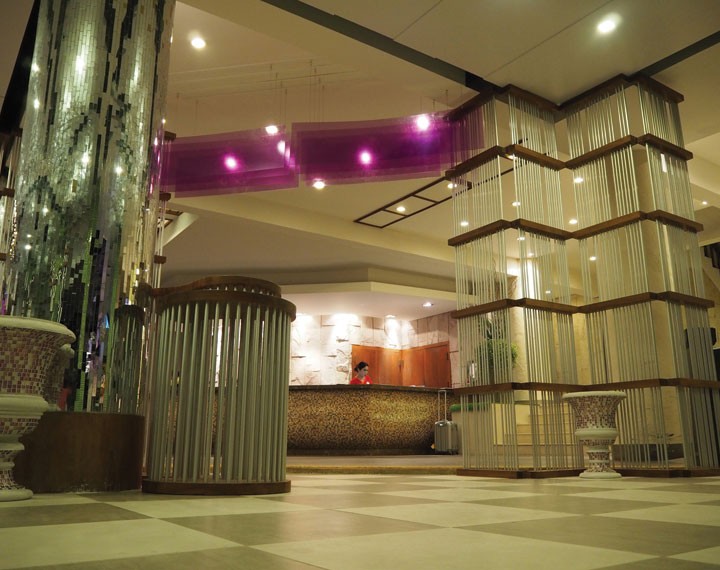 PATONG BEACH HOTEL 9/65