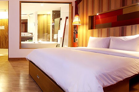 PATONG BEACH HOTEL 17/65
