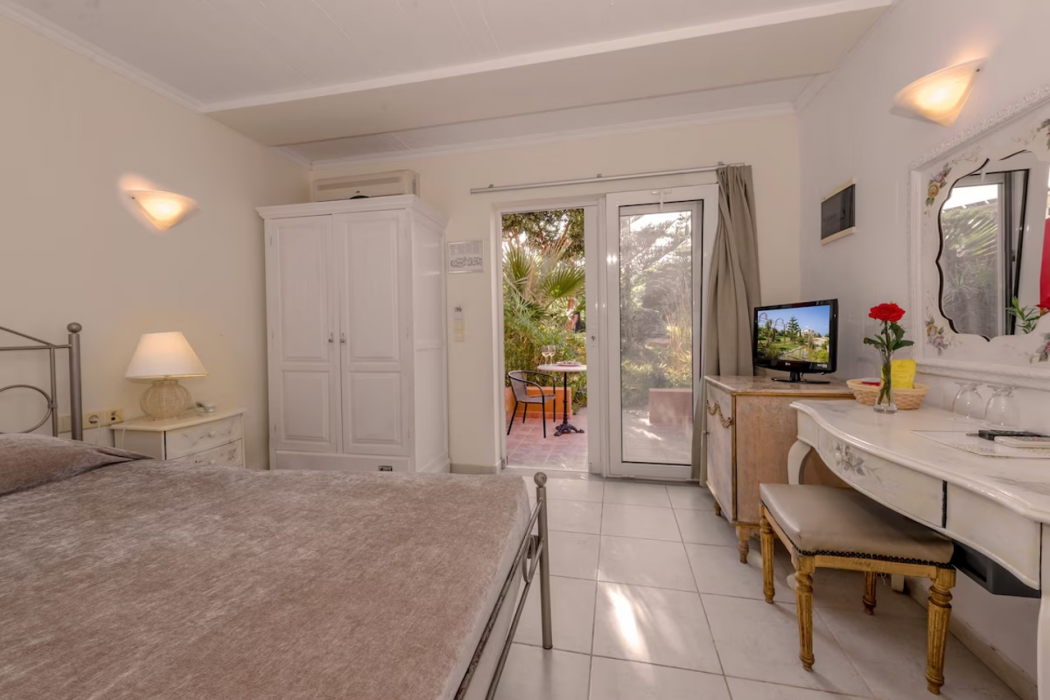 Orpheas Resort - Adults Only 19/71