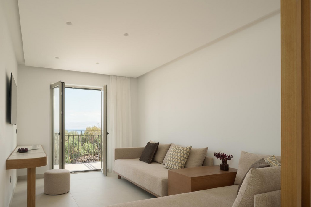 Galaxy Suites Boutique Resort 28/133