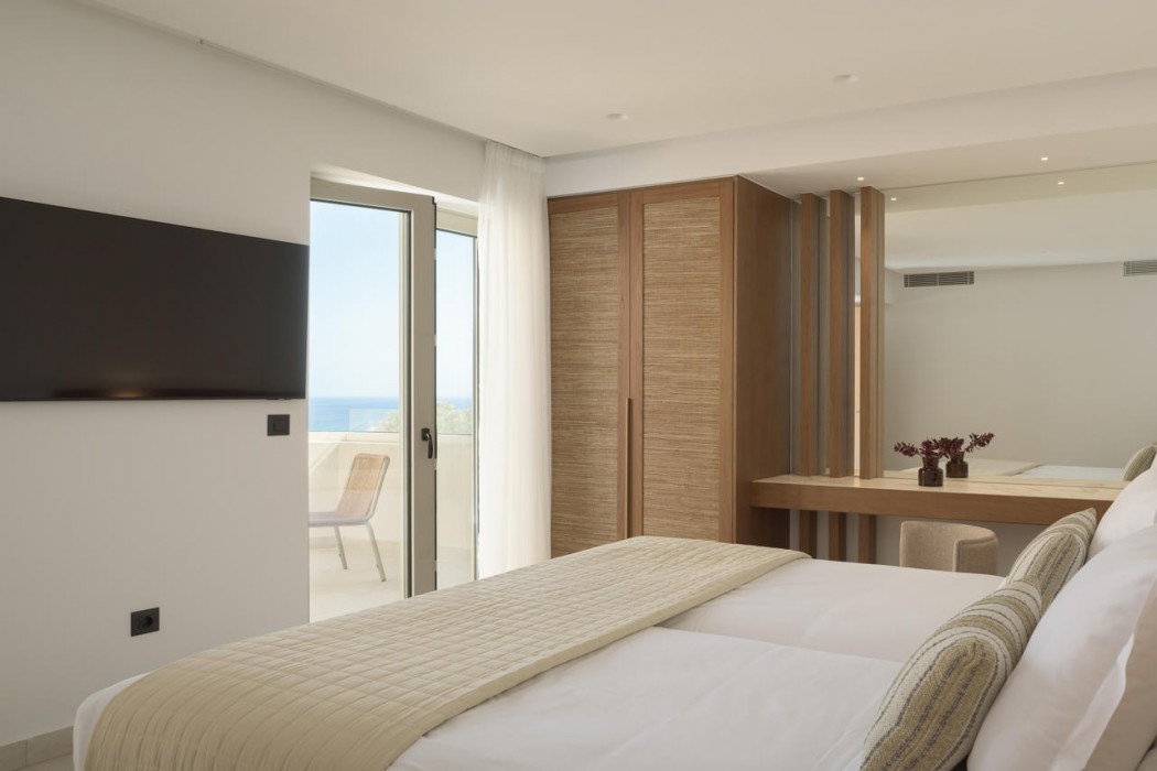 Galaxy Suites Boutique Resort 27/133