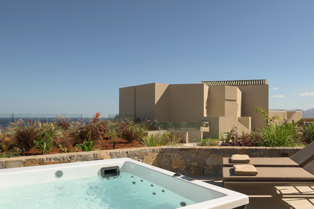 Galaxy Suites Boutique Resort 65/133