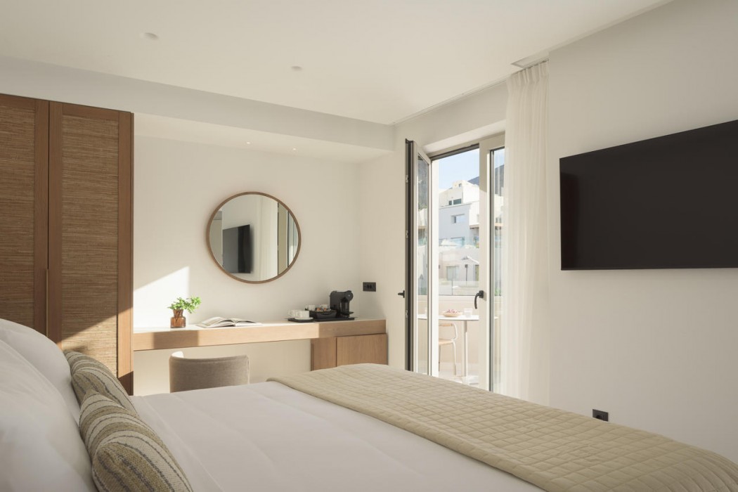 Galaxy Suites Boutique Resort 40/133
