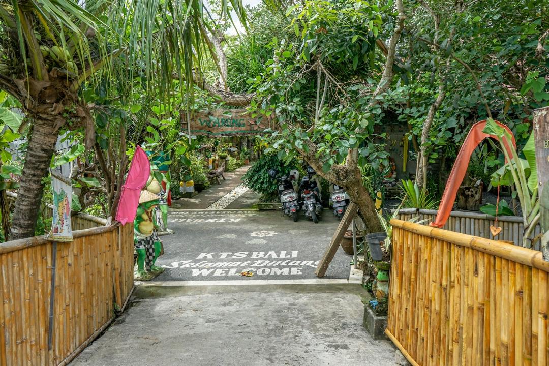 KTS Balinese Villas (ex KTS Day Spa & Retreat) 11/83
