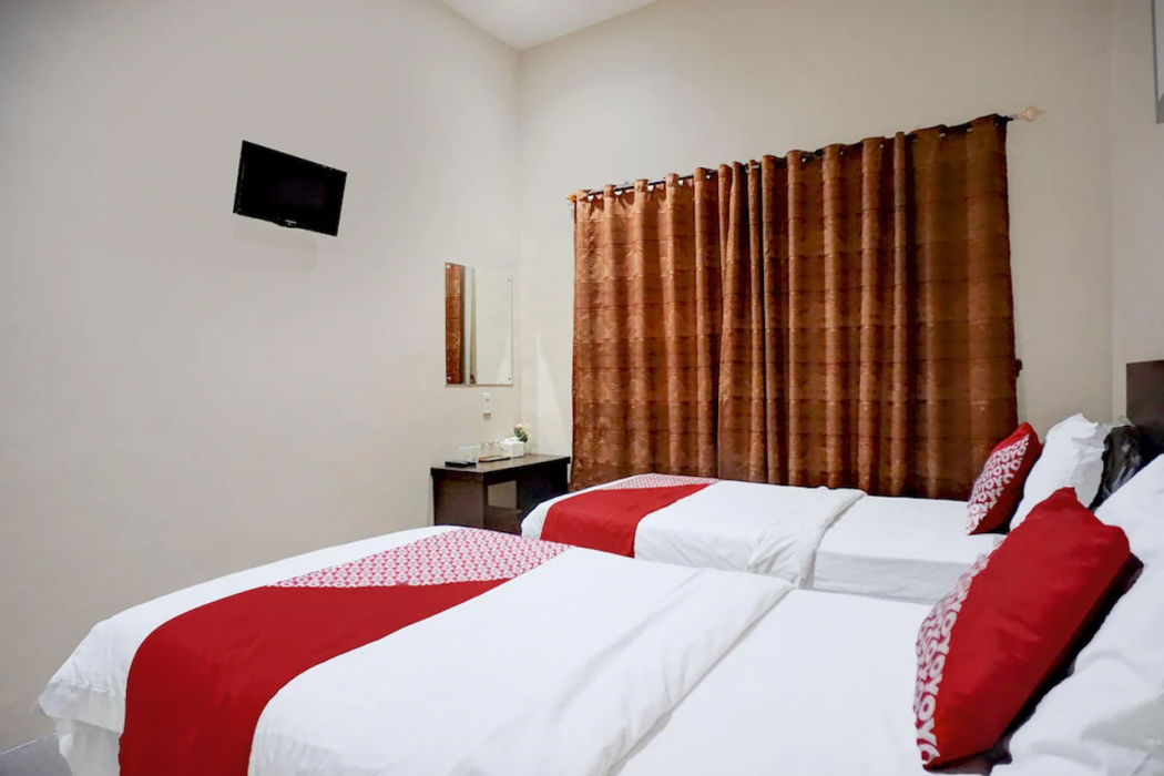 Hotel O Medan Near Gajah Mada formerly Hotel Labuhan Raya 15/61