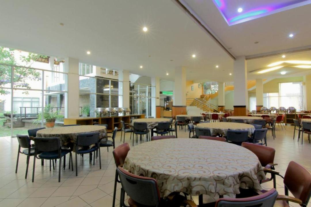 University Hotel 22/47