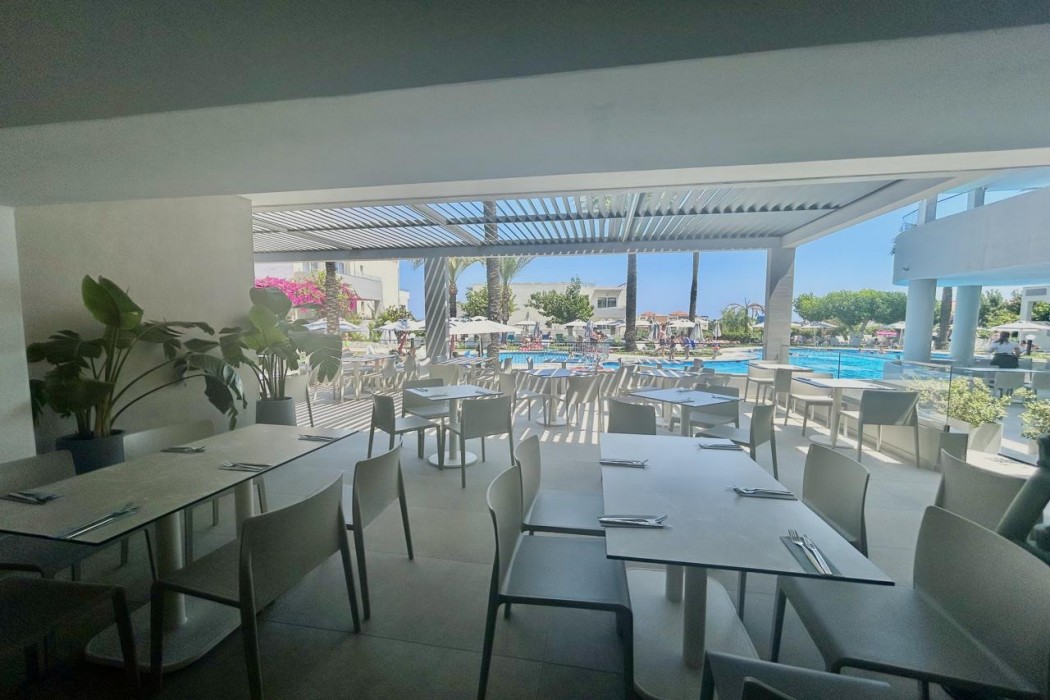 Selini Suites and Waterpark 25/38