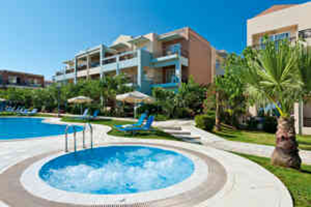Selini Suites and Waterpark 31/38