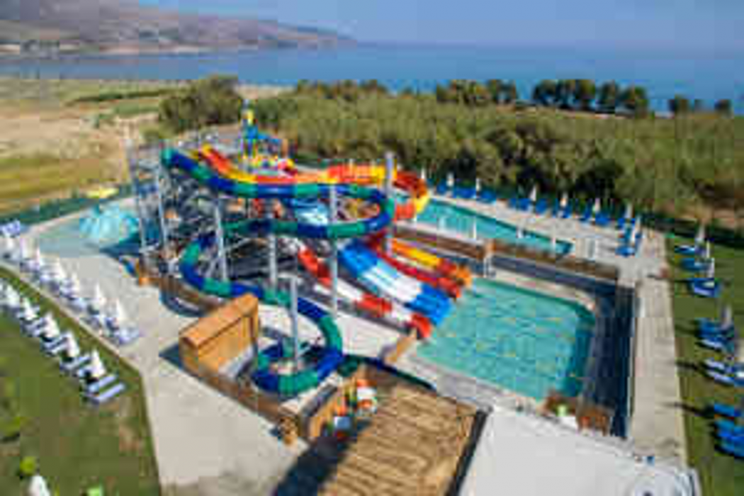 Selini Suites and Waterpark 14/38