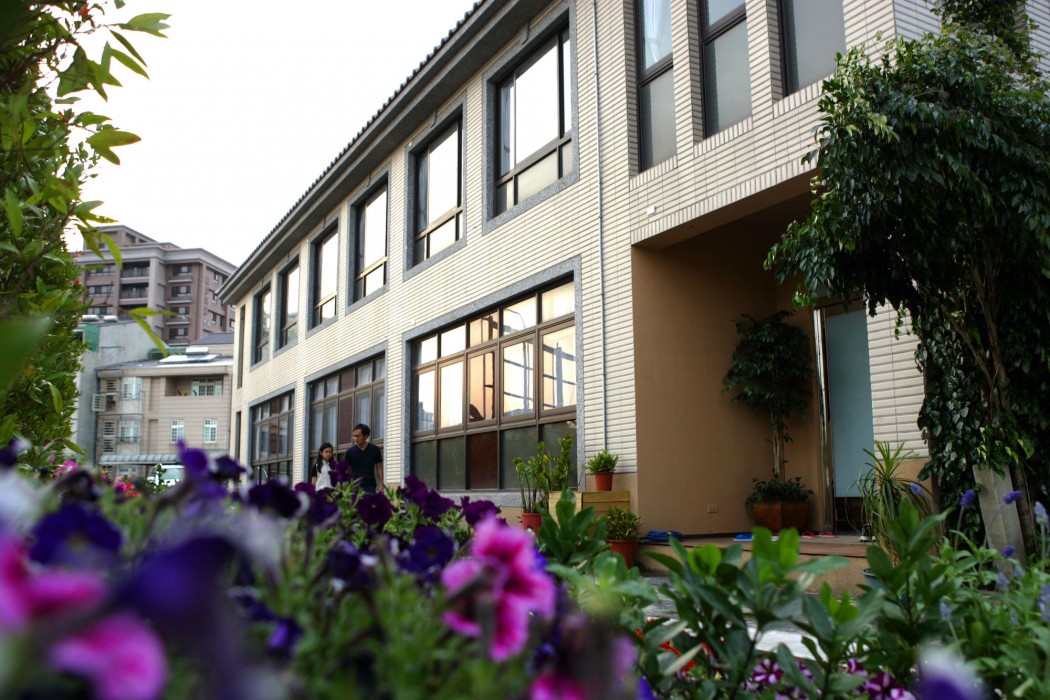 Lutel Hotel 59/100